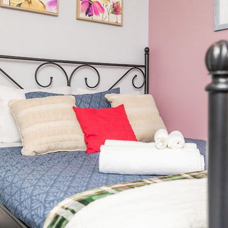 Pet-Friendly Home - Near Chinatown & Little Italy Оттава Экстерьер фото
